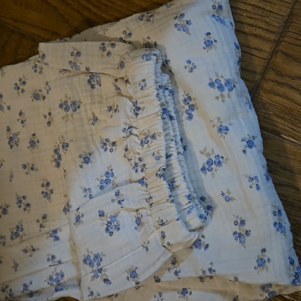 Pajamas - Picture 4 of 4